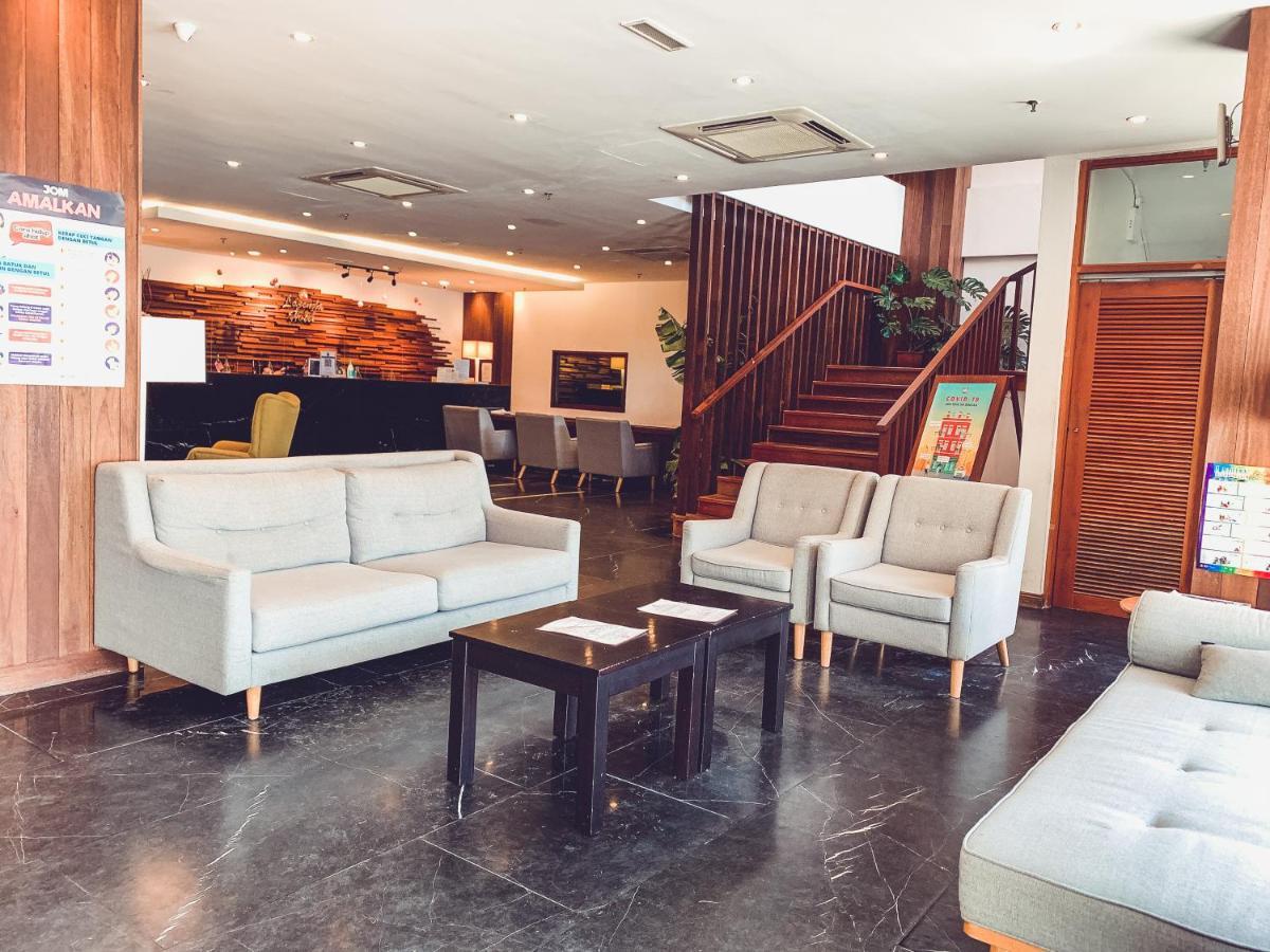 Lazenda Hotel Labuan Exteriör bild
